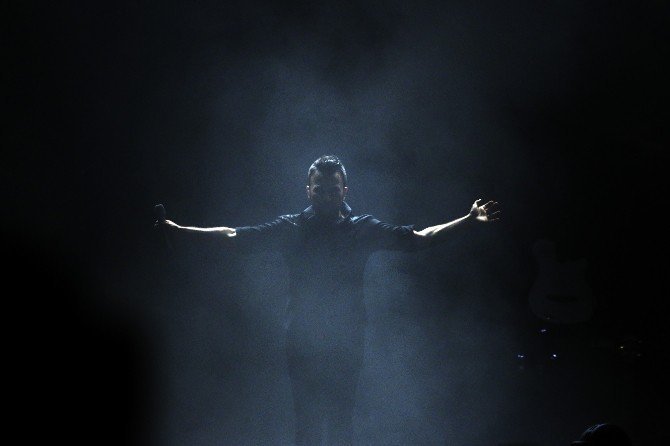 Megastar Tarkan’dan Yeni Albüm Sürprizi