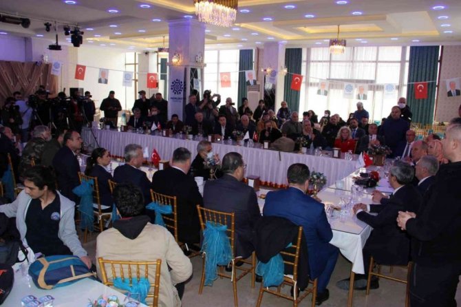 Memleket Partisi Genel Başkanı İnce: “Bunlar 6 ay dayanamaz”