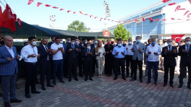 MHP’den Manavgat’a büyükbaş ve küçükbaş hayvan desteği