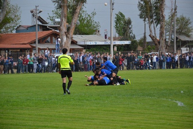 Nazilli Belediyespor’un Gençleri Şampiyon Oldu
