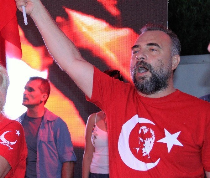 Oktay Kaynarca’dan Beğeni Rekoru Kıran Paylaşım