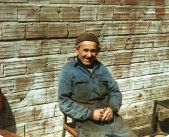 (Özel) Çevre esnaf “göktaşıymış” gibi bakıyor, o çocukluk hayalini yaşıyor