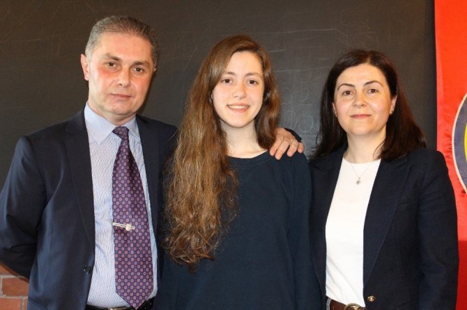 (Özel Haber) YGS Türkiye 2’ncisi Gökçe’nin duygusal anları