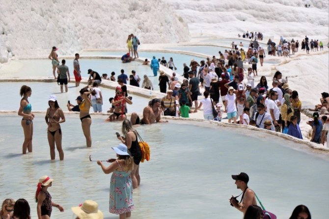 (Özel) Pamukkale’de tüm zamanların rekoru kırıldı