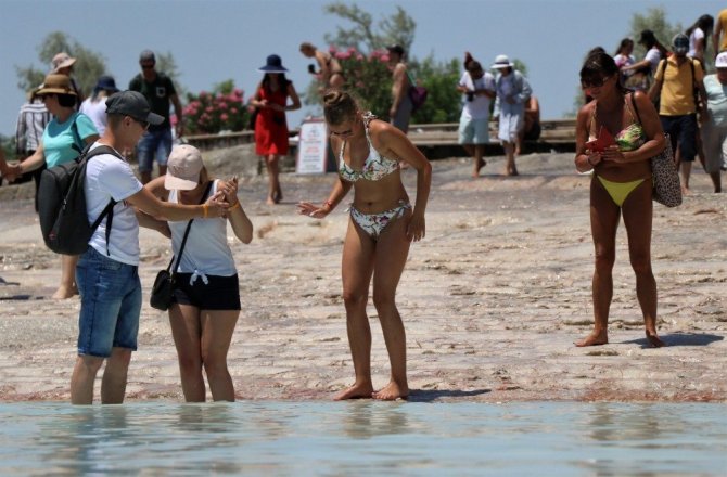 (Özel) Pamukkale’de tüm zamanların rekoru kırıldı