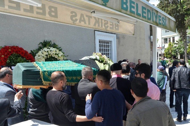 ‘Romalı Perihan’ın Cenazesine 50 Kişi Katıldı