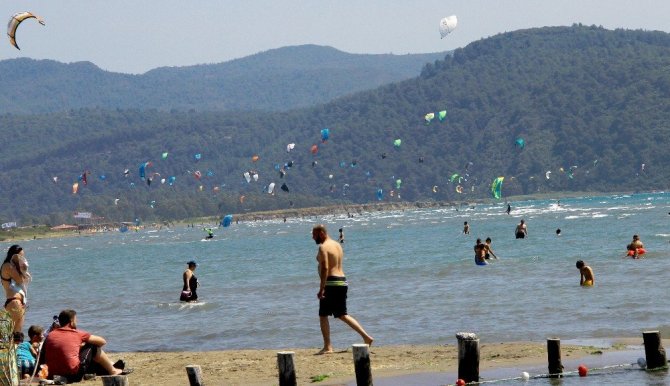 ‘Sakin Kent’te adım atacak yer yok