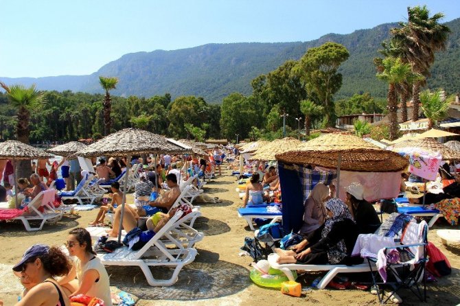 ‘Sakin Kent’te adım atacak yer yok