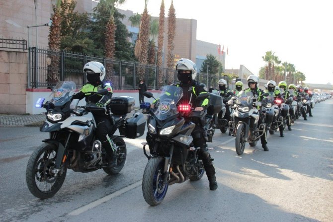 Şehit Fethi Sekin’in mesai arkadaşlarından kortej