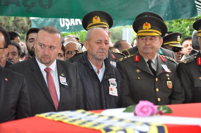 Şehit Pilot Üsteğmen Şahan’ı Binlerce Uşaklı Uğurladı