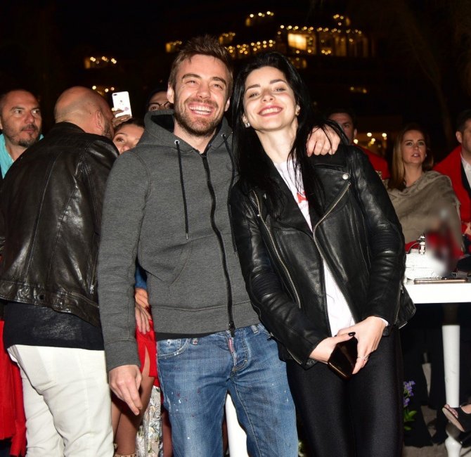 Sertap Erener hayranlarını coşturdu