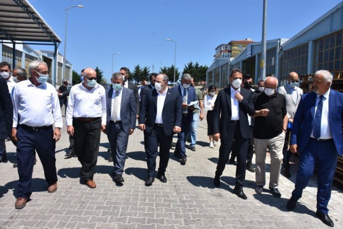 Sinop esnafından Bakan Varank’a yakın ilgi