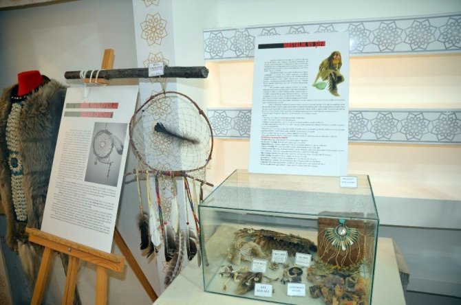 Tarihi Kervansaray’da Şaman sergisi