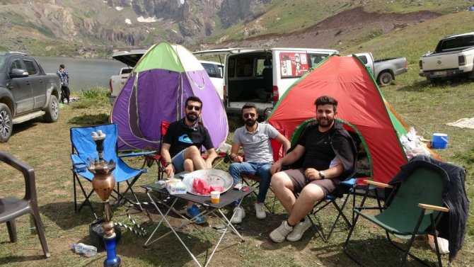 Terörden arındırılan Cilo Sat Buzul Gölleri festival alanına dönüştü