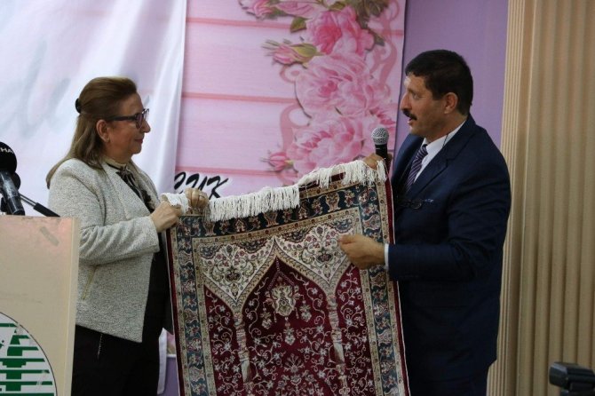 Ticaret Bakanı Pekcan: “Dünya küçülüyor, küresel ticaret küçülüyor. Ticaret savaşları ve korumacılık önlemleri artıyor”