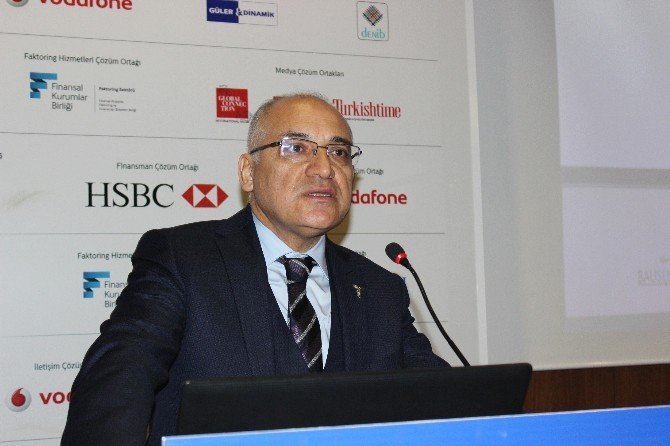TÜRKİYE İHRACATÇILAR MECLİSİ (TİM) BAŞKANI MEHMET BÜYÜKEKŞİ, İŞADAMLARINA SESLENEREK, “İŞLERİNİZİ DAHA DA BÜYÜTMEK İÇİN ÖNCE HAYAL EDELİM. SONRA DA BU HAYALİN PEŞİNDE KOŞUN” DEDİ.