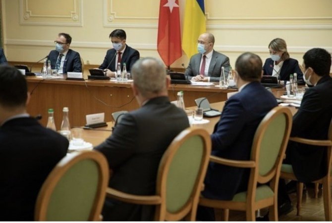 Ukrayna Başbakanı Şmihal, Türk işadamlarıyla bir araya geldi