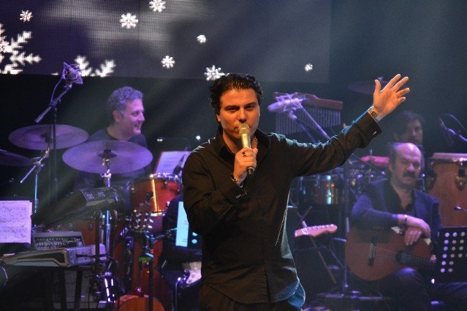 Ünlüler Kayahan İçin Söyledi