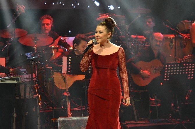 Ünlüler Kayahan İçin Söyledi