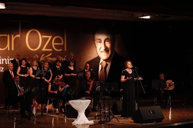 Yaşar Özel’den Nostalji Gecesi